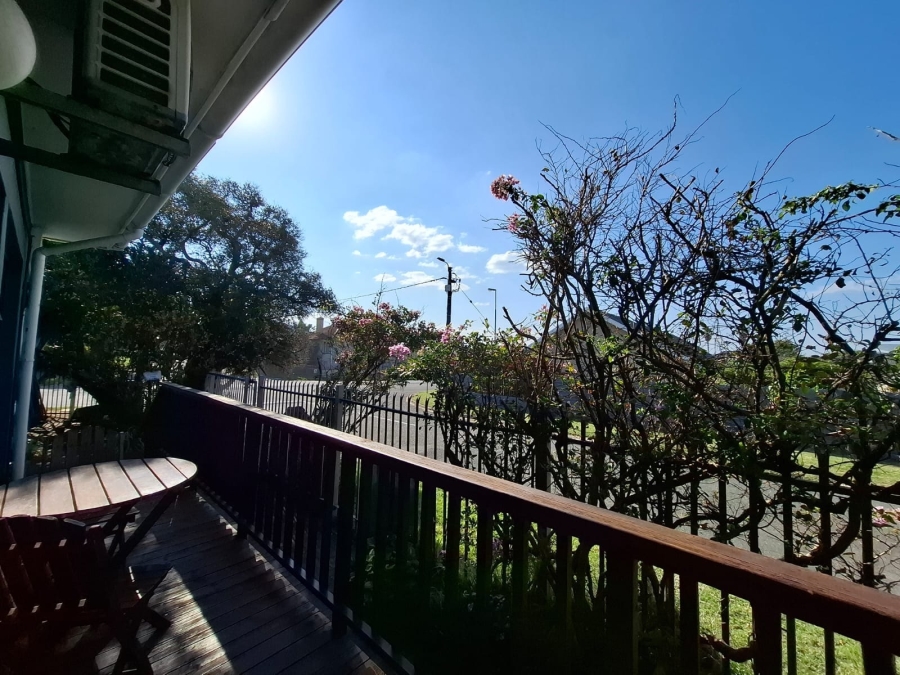 7 Bedroom Property for Sale in Gonubie Eastern Cape